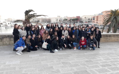 ERASMUS+  bilatéral 2019-2021 : lycée Louis Aragon – Héricourt / lycée Marco Polo –Bari (IT). 21 élèves français et 21 élèves italiens